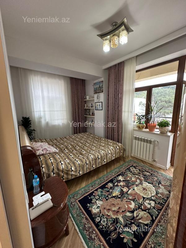3 otaqlı Bina evi menzil, Sumqayıt Bulvarı, Sumqayıt