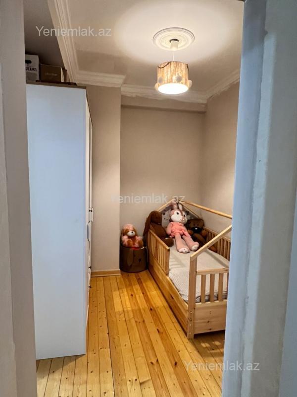 3 otaqlı Bina evi menzil, Qurtuluş 93, Abşeron