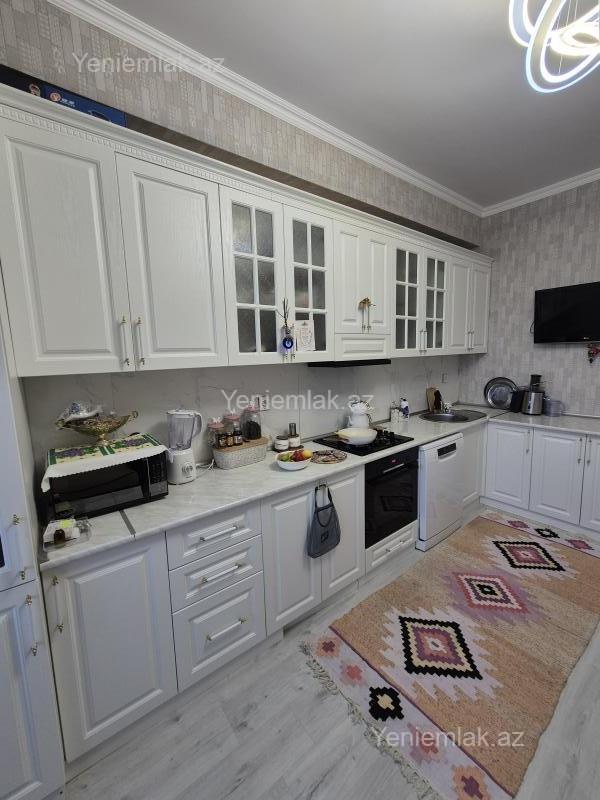 3 otaqlı Bina evi menzil, Sumqayıt Bulvarı, Sumqayıt