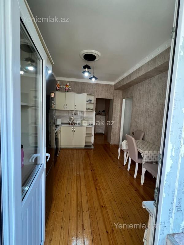3 otaqlı Bina evi menzil, Qurtuluş 93, Abşeron