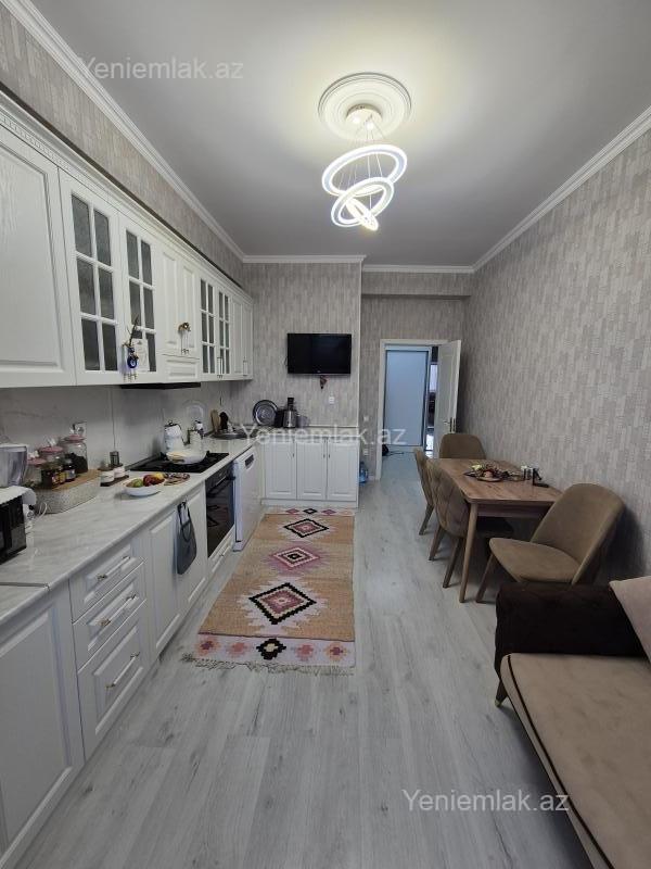 3 otaqlı Bina evi menzil, Sumqayıt Bulvarı, Sumqayıt