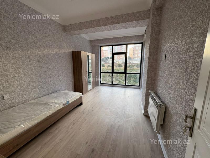 3 otaqlı Bina evi menzil, Sumqayıt Bulvarı, Sumqayıt