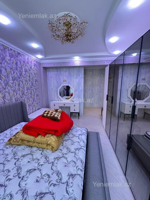 3 otaqlı Bina evi menzil, Sumqayıt Bulvarı, Sumqayıt