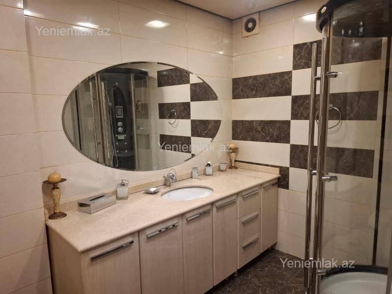 6 otaqlı Bina evi menzil, Səbail rayonu, Bakı