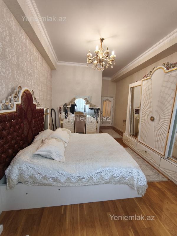 3 otaqlı Bina evi menzil, Sumqayıt Bulvarı, Sumqayıt