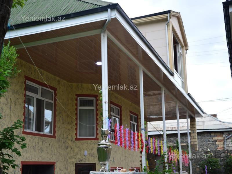 8 otaqlı Həyət evi / Villa, Şəki
