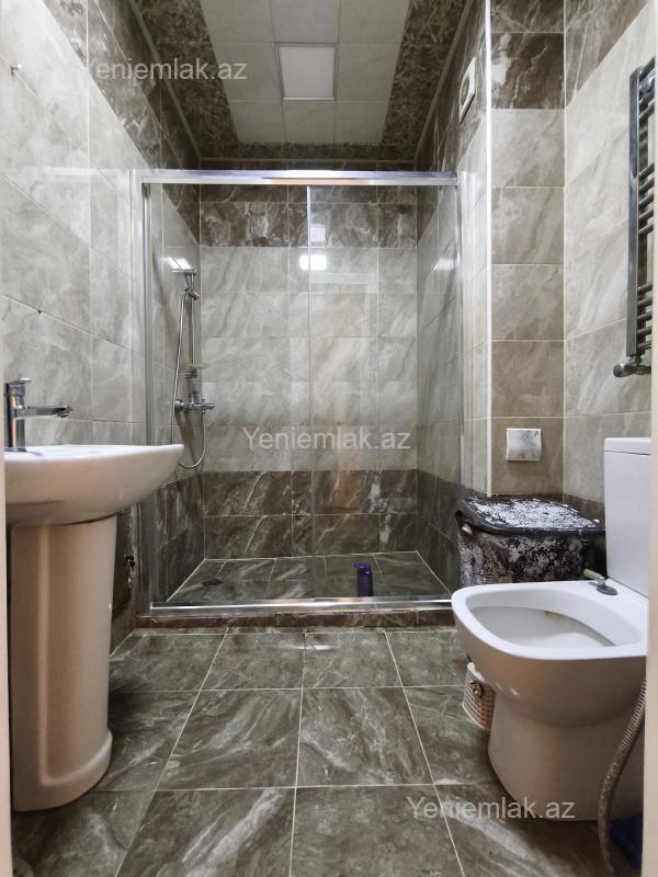 3 otaqlı Bina evi menzil, Sumqayıt Bulvarı, Sumqayıt