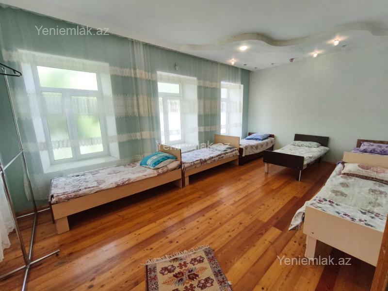 8 otaqlı Həyət evi / Villa, Şəki