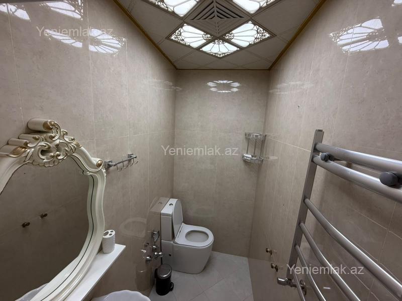 3 otaqlı Bina evi menzil, Sumqayıt Bulvarı, Sumqayıt