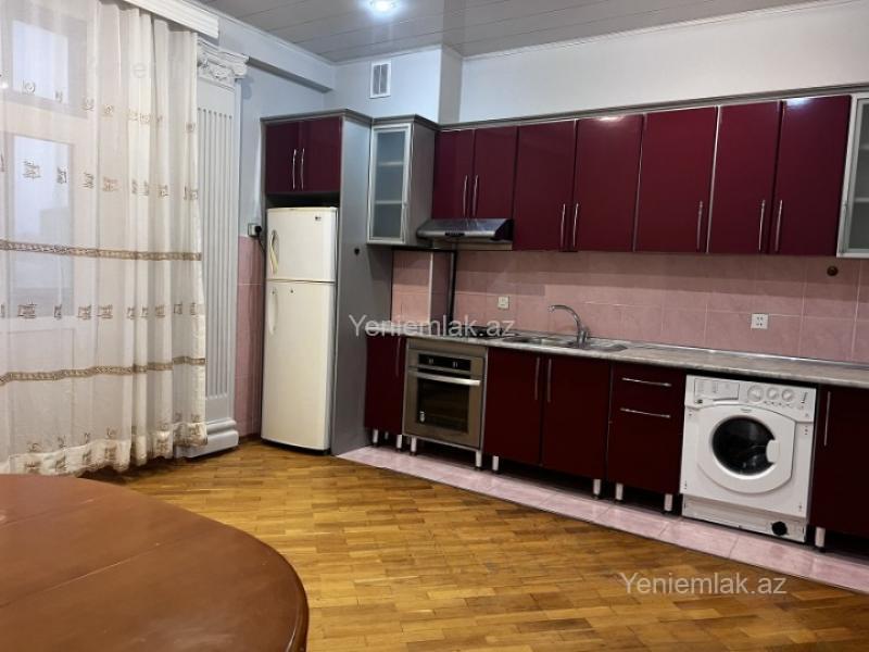 3 otaqlı Bina evi menzil, Səbail rayonu, Bakı