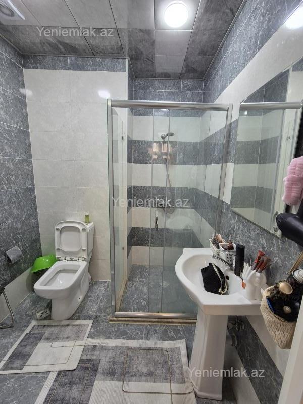 3 otaqlı Bina evi menzil, Sumqayıt Bulvarı, Sumqayıt