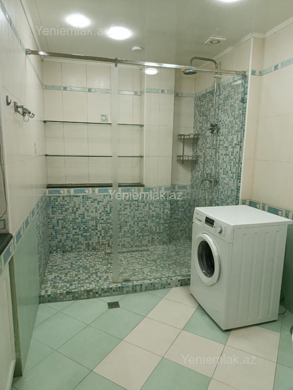 3 otaqlı Bina evi menzil, Səbail rayonu, Bakı