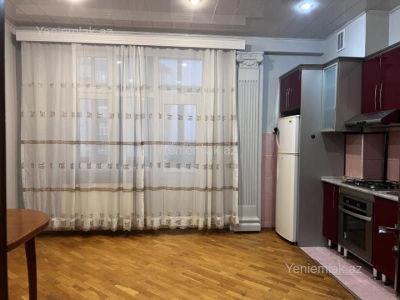 3 otaqlı Bina evi menzil, Səbail rayonu, Bakı