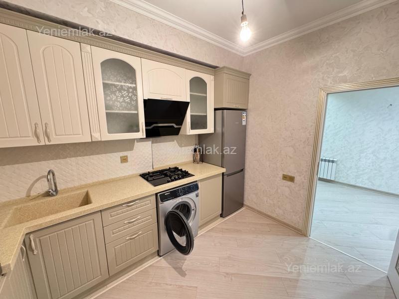 3 otaqlı Bina evi menzil, Sumqayıt Bulvarı, Sumqayıt