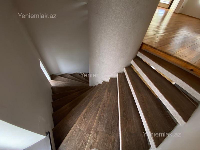8 otaqlı Həyət evi / Villa, Sabunçu rayonu, Bakı