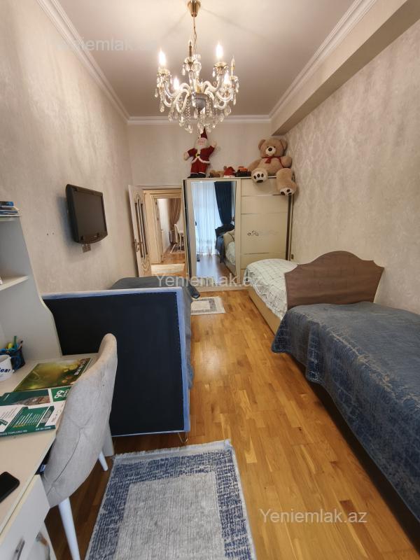 3 otaqlı Bina evi menzil, Sumqayıt Bulvarı, Sumqayıt