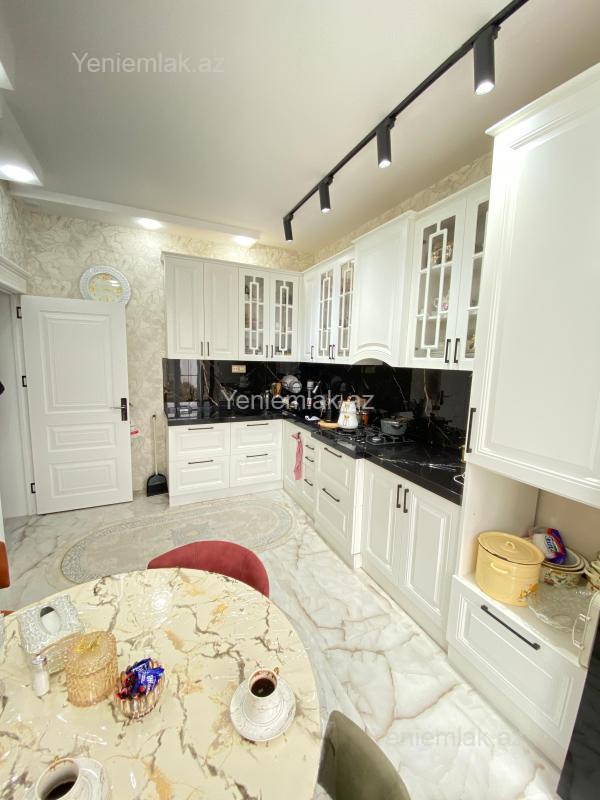 6 otaqlı Həyət evi / Villa, Sumqayıt şəh., Sumqayıt