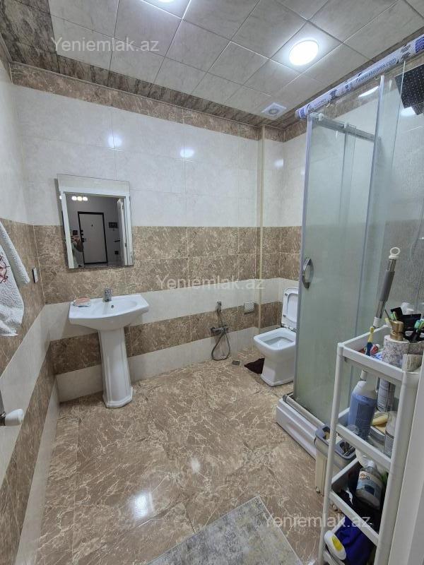 3 otaqlı Bina evi menzil, Sumqayıt Bulvarı, Sumqayıt