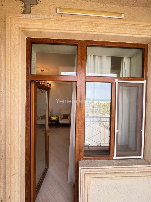 3 otaqlı Bina evi menzil, Sumqayıt Bulvarı, Sumqayıt