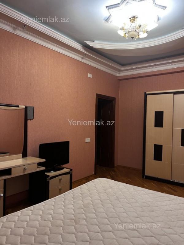 3 otaqlı Bina evi menzil, Səbail rayonu, Bakı