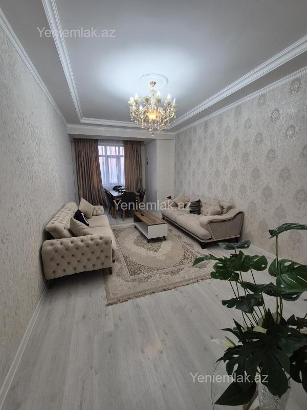 3 otaqlı Bina evi menzil, Sumqayıt Bulvarı, Sumqayıt