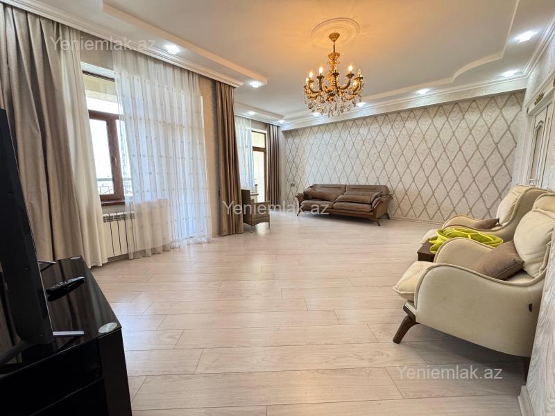 3 otaqlı Bina evi menzil, Sumqayıt Bulvarı, Sumqayıt