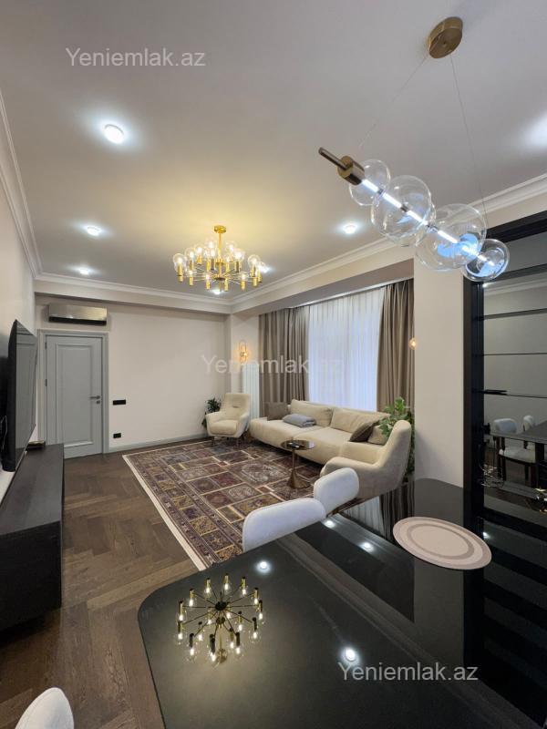 4 otaqlı Bina evi menzil, Səbail rayonu, Bakı