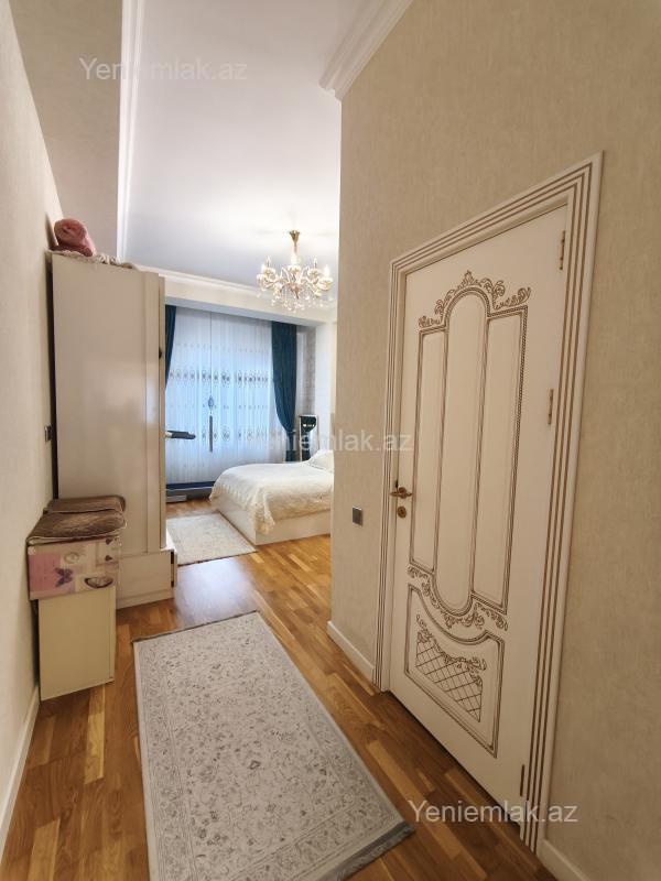 3 otaqlı Bina evi menzil, Sumqayıt Bulvarı, Sumqayıt