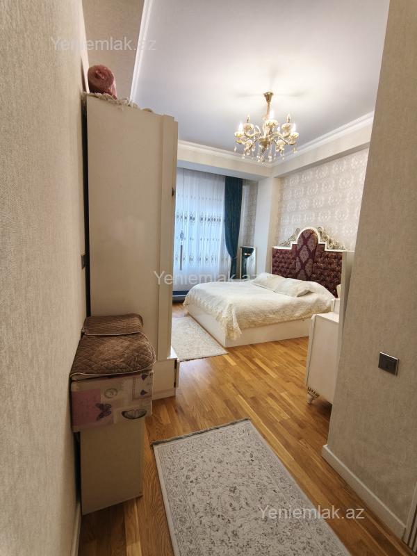 3 otaqlı Bina evi menzil, Sumqayıt Bulvarı, Sumqayıt