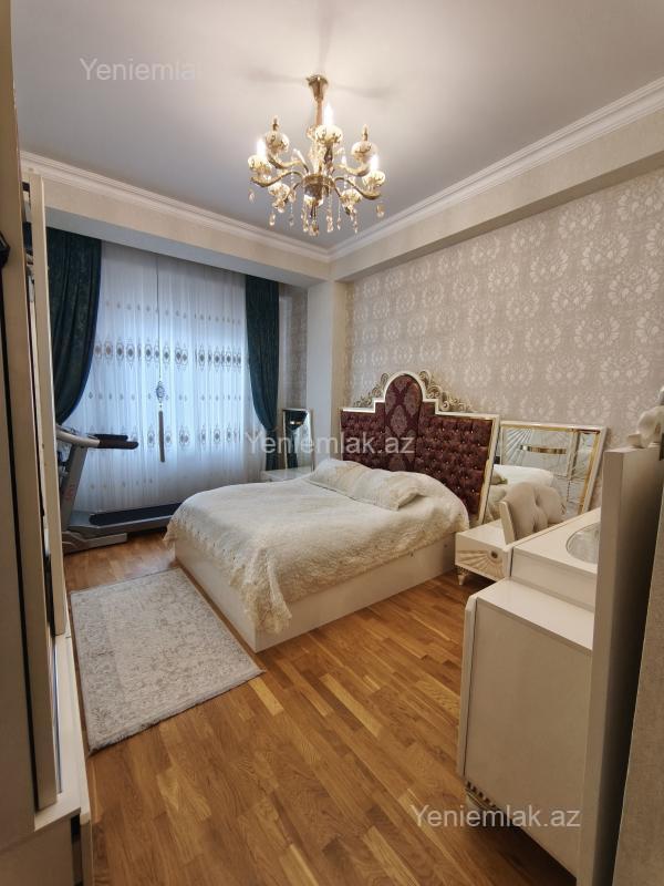 3 otaqlı Bina evi menzil, Sumqayıt Bulvarı, Sumqayıt