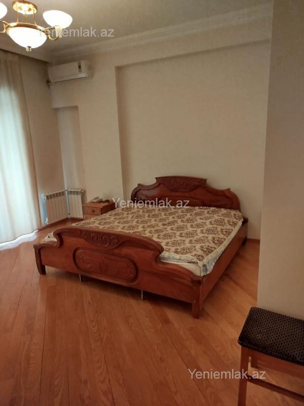 3 otaqlı Bina evi menzil, Səbail rayonu, Bakı