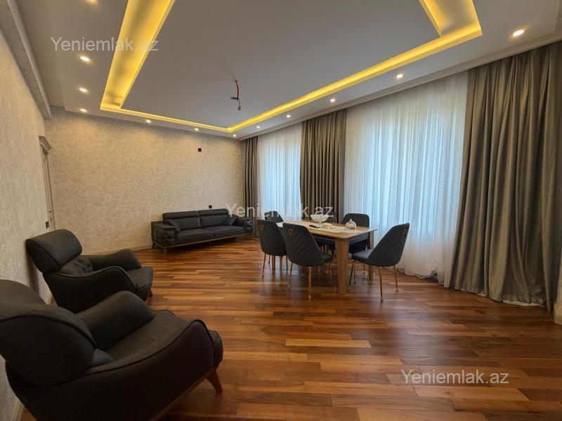 3 otaqlı Bina evi menzil, Sumqayıt Bulvarı, Sumqayıt