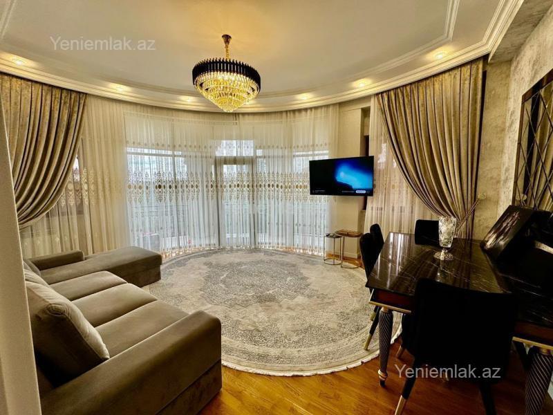 3 otaqlı Bina evi menzil, Sumqayıt Bulvarı, Sumqayıt
