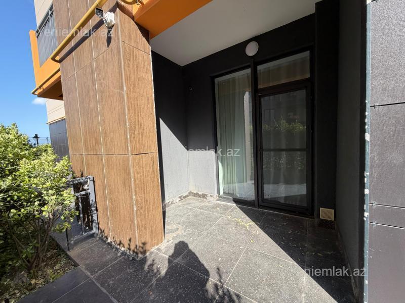 3 otaqlı Bina evi menzil, Sumqayıt Bulvarı, Sumqayıt