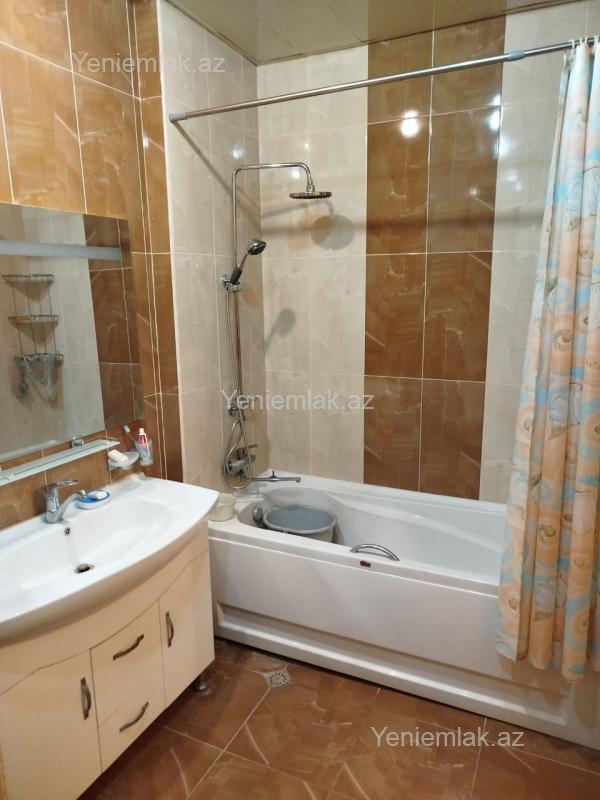 3 otaqlı Bina evi menzil, Səbail rayonu, Bakı