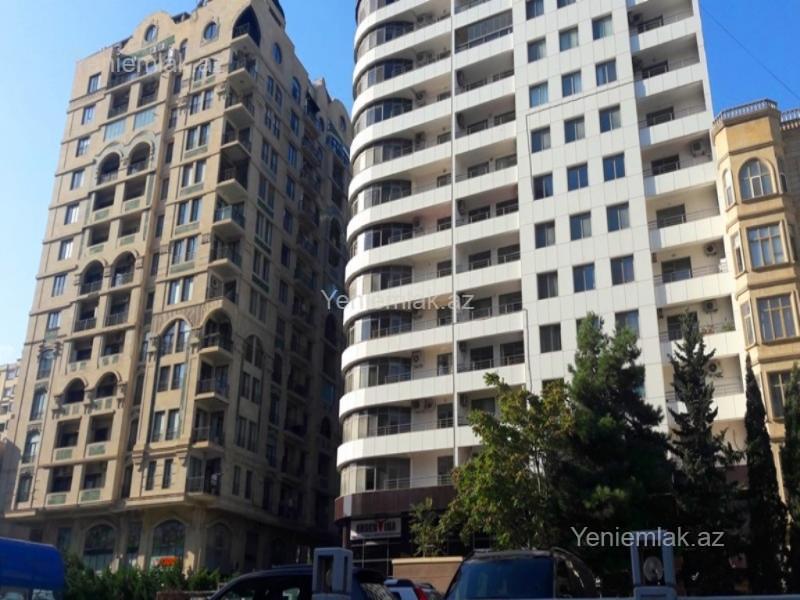 3 otaqlı Bina evi menzil, Səbail rayonu, Bakı
