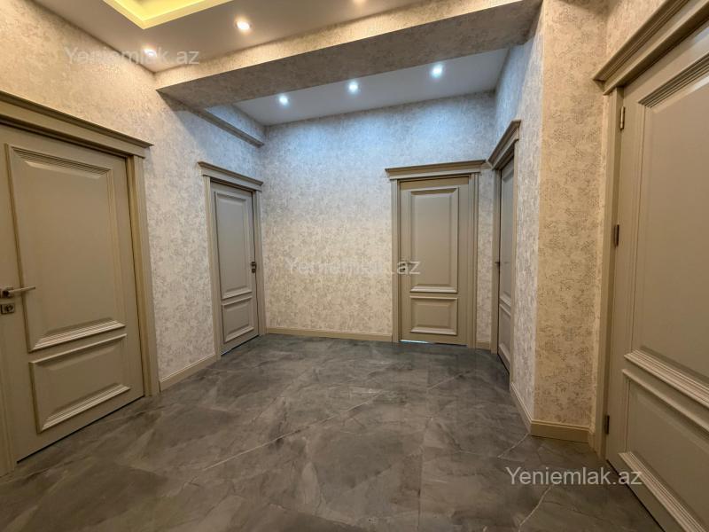3 otaqlı Bina evi menzil, Sumqayıt Bulvarı, Sumqayıt