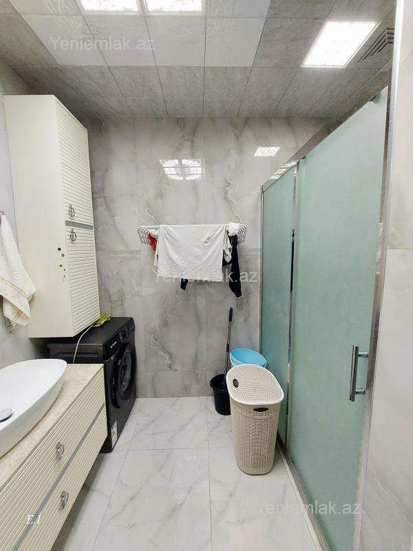 3 otaqlı Bina evi menzil, Sumqayıt Bulvarı, Sumqayıt