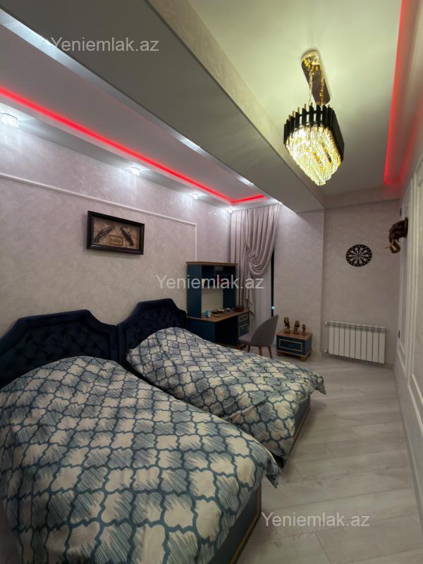 3 otaqlı Bina evi menzil, Sumqayıt Bulvarı, Sumqayıt
