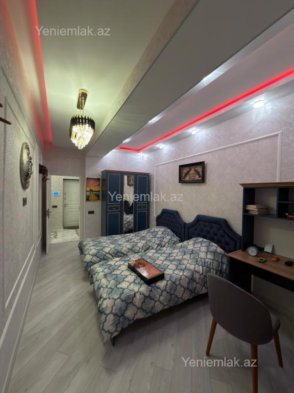 3 otaqlı Bina evi menzil, Sumqayıt Bulvarı, Sumqayıt