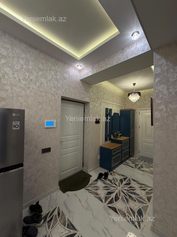 3 otaqlı Bina evi menzil, Sumqayıt Bulvarı, Sumqayıt