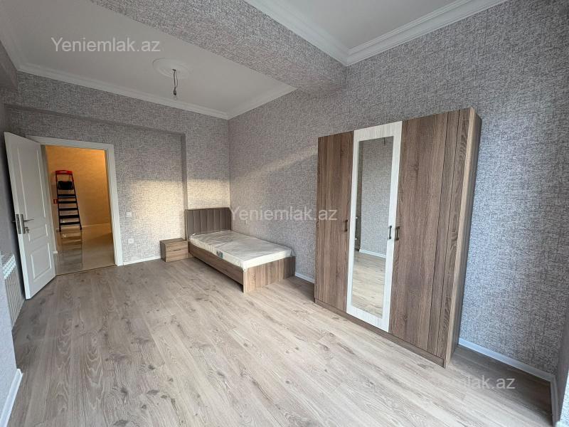 3 otaqlı Bina evi menzil, Sumqayıt Bulvarı, Sumqayıt