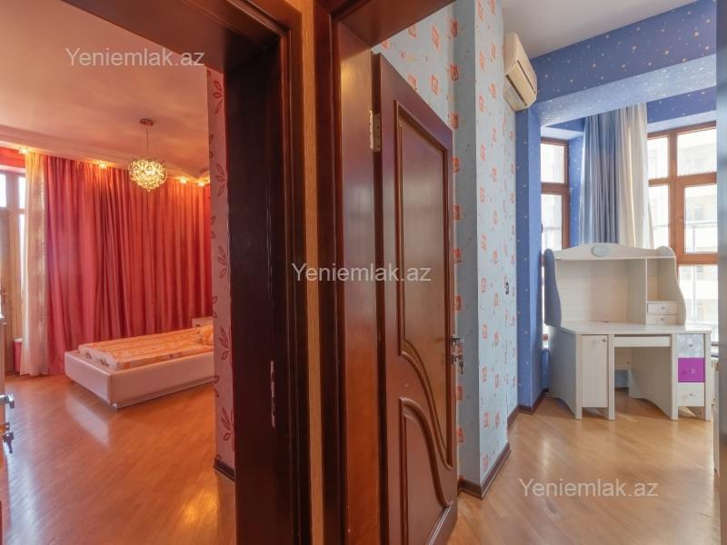 3 otaqlı Bina evi menzil, Yasamal rayonu, Bakı