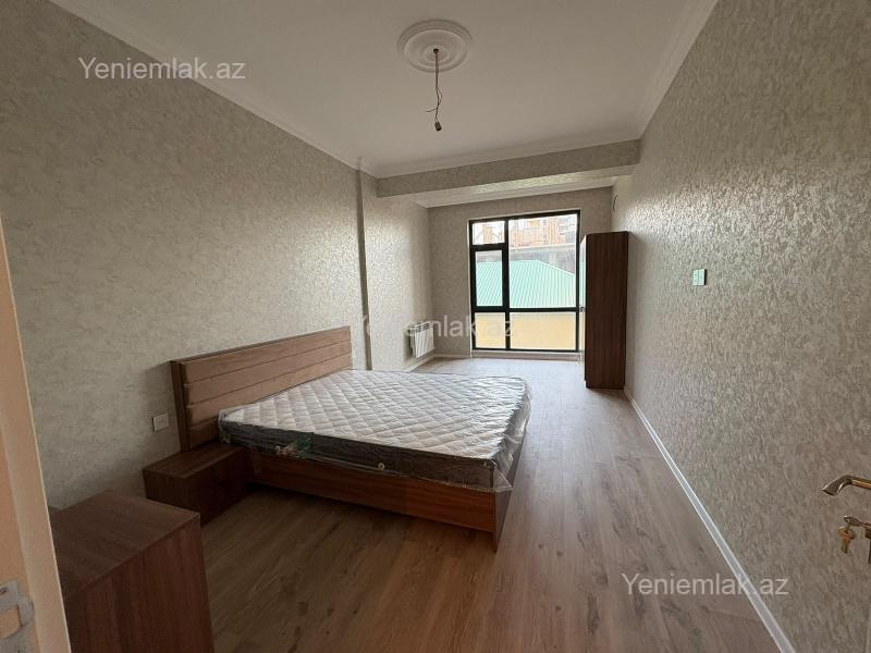 3 otaqlı Bina evi menzil, Sumqayıt Bulvarı, Sumqayıt