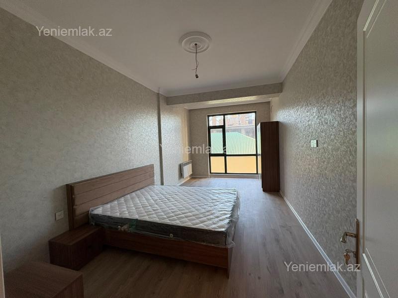 3 otaqlı Bina evi menzil, Sumqayıt Bulvarı, Sumqayıt