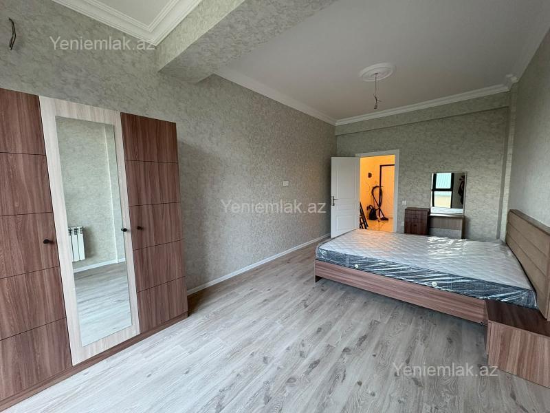 3 otaqlı Bina evi menzil, Sumqayıt Bulvarı, Sumqayıt