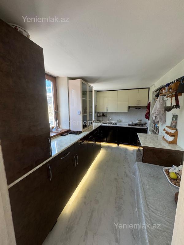 7 otaqlı Həyət evi / Villa, Suraxanı rayonu, Bakı
