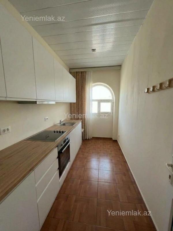 8 otaqlı Həyət evi / Villa, Suraxanı rayonu, Bakı