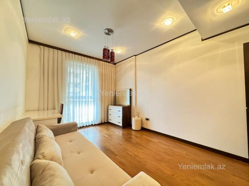 3 otaqlı Bina evi menzil, Səbail rayonu, Bakı
