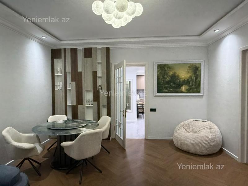 3 otaqlı Bina evi menzil, Səbail rayonu, Bakı